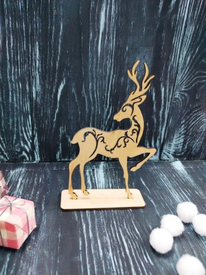 Олень на подставке фанера 14.5 х 8.5 см Олень на подставке фанера 14.5 х 8.5 см