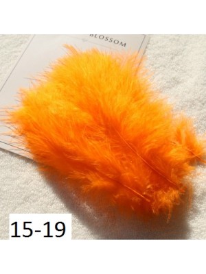 Перья декоративные,цв-оранжевый,размер10-15 см,цена за 50 шт