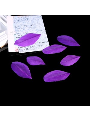 Перья декоративные,цв-фиолетовый,размер 5-7 см,цена за 50 шт