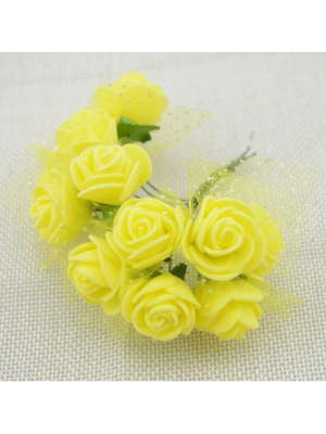 Букетик роз  с фатином,цв-жёлтый, размер цветка около 2 см