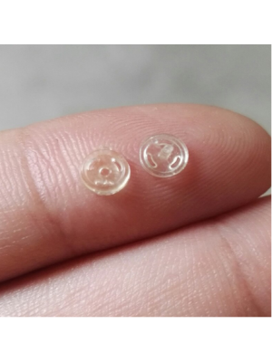 Кнопки-мини, пришивные прозрачные  ,пластик,4 мм,в уп. 10 кнопок