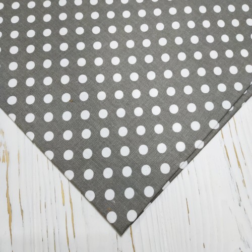 Отрез(сатин),размер 50*50см. цена за отрез,горох на сером