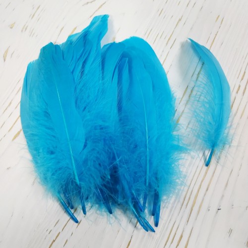 Перья декоративные,цв-голубые(03).размер 10-15см,цена за 20 шт