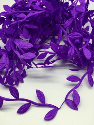 Тесьма декоративная( с листиками)-фиолетовая,цена за 1 метр