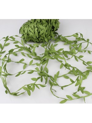 Тесьма декоративная( с листиками)зелёная,цена за 1 метр